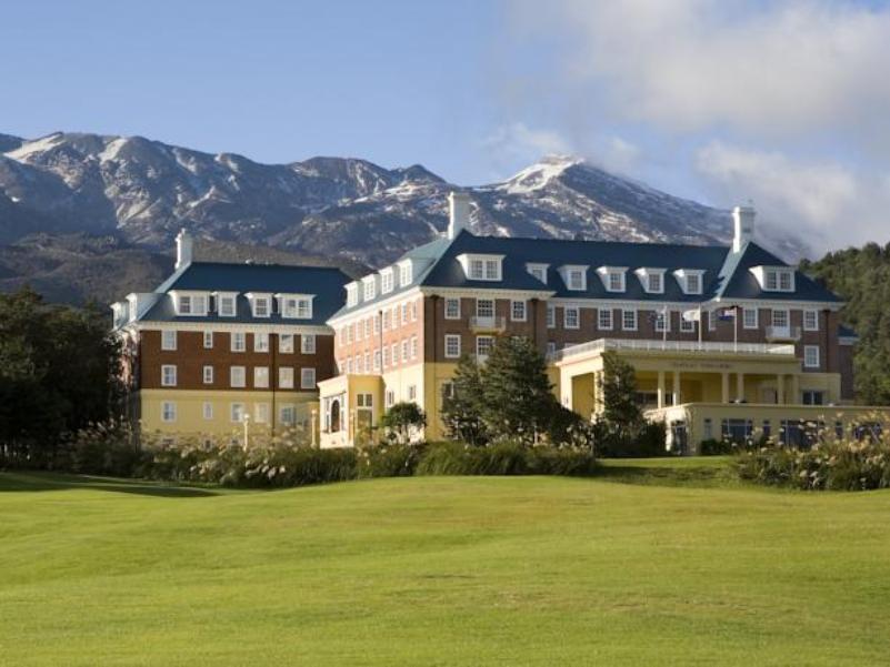 Chateau Tongariro Hotel Mount Ruapehu Exterior photo